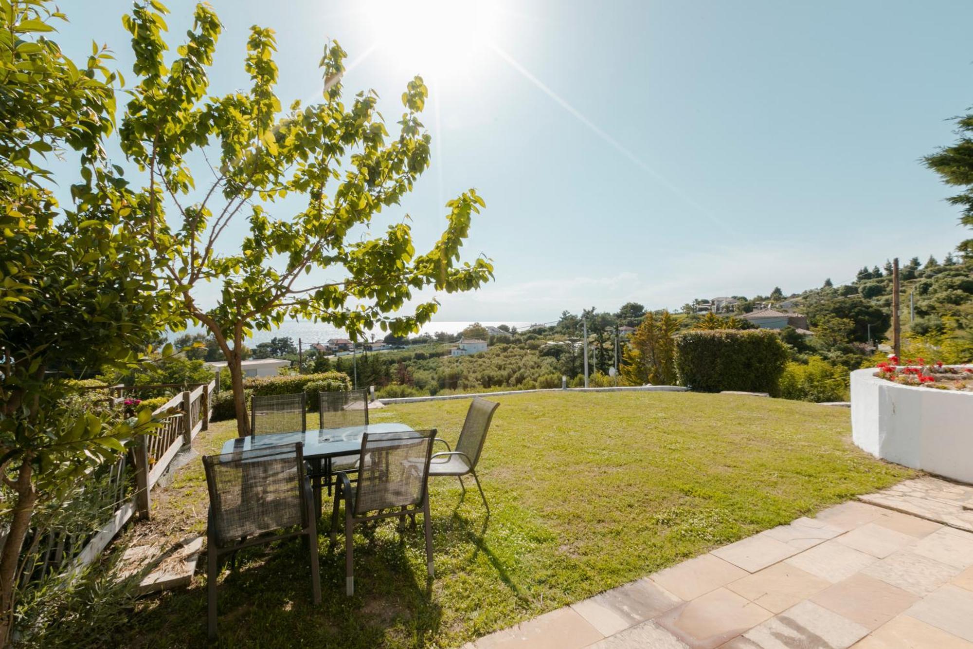 Pine In The Sea Nikiti-Sithonia Apartment ภายนอก รูปภาพ