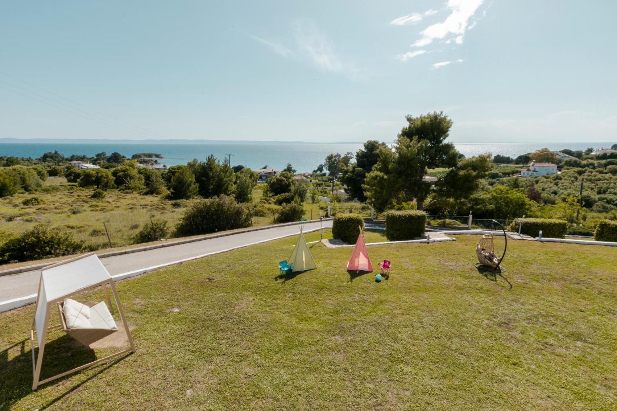 Pine In The Sea Nikiti-Sithonia Apartment ภายนอก รูปภาพ