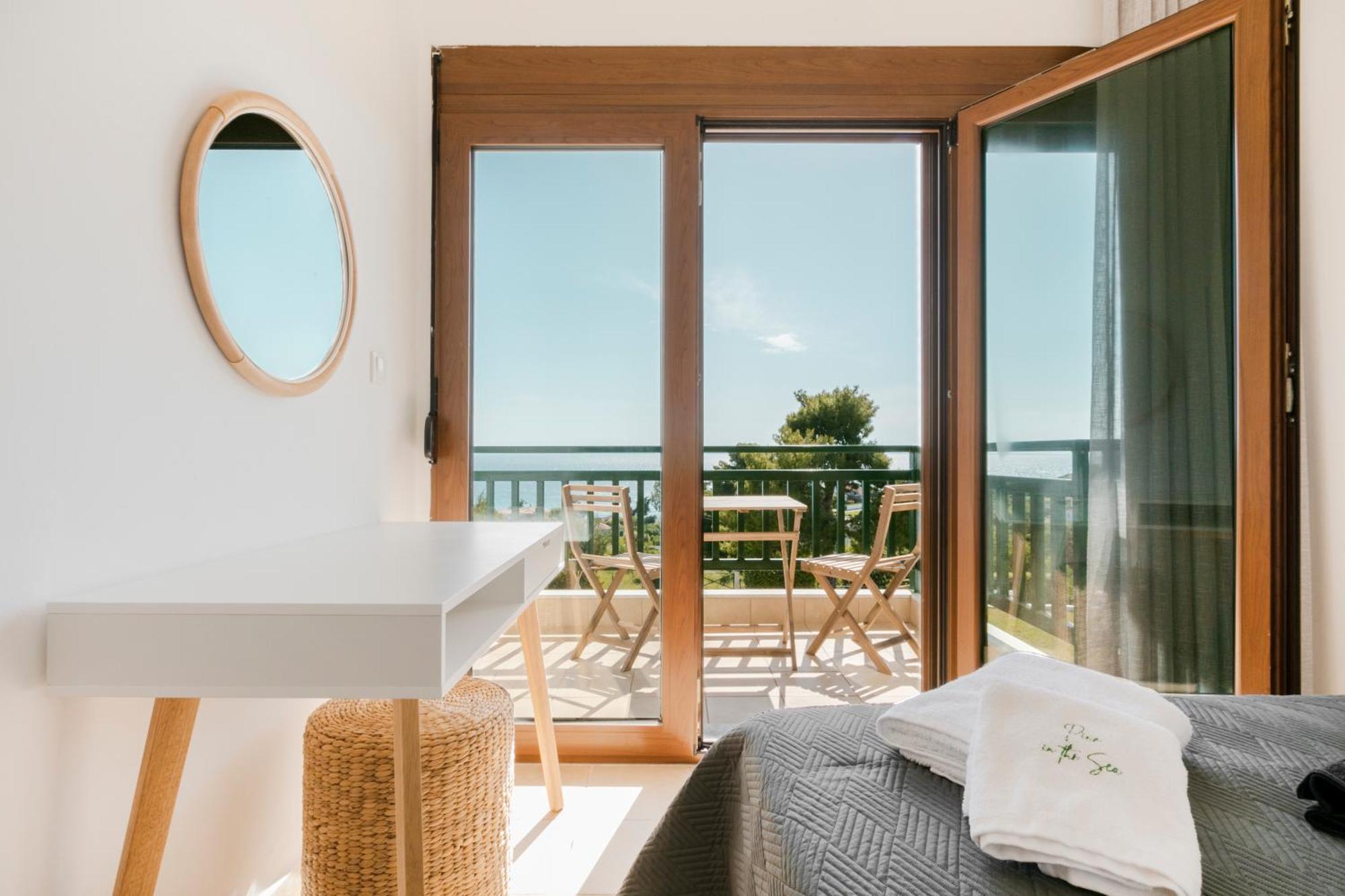 Pine In The Sea Nikiti-Sithonia Apartment ภายนอก รูปภาพ