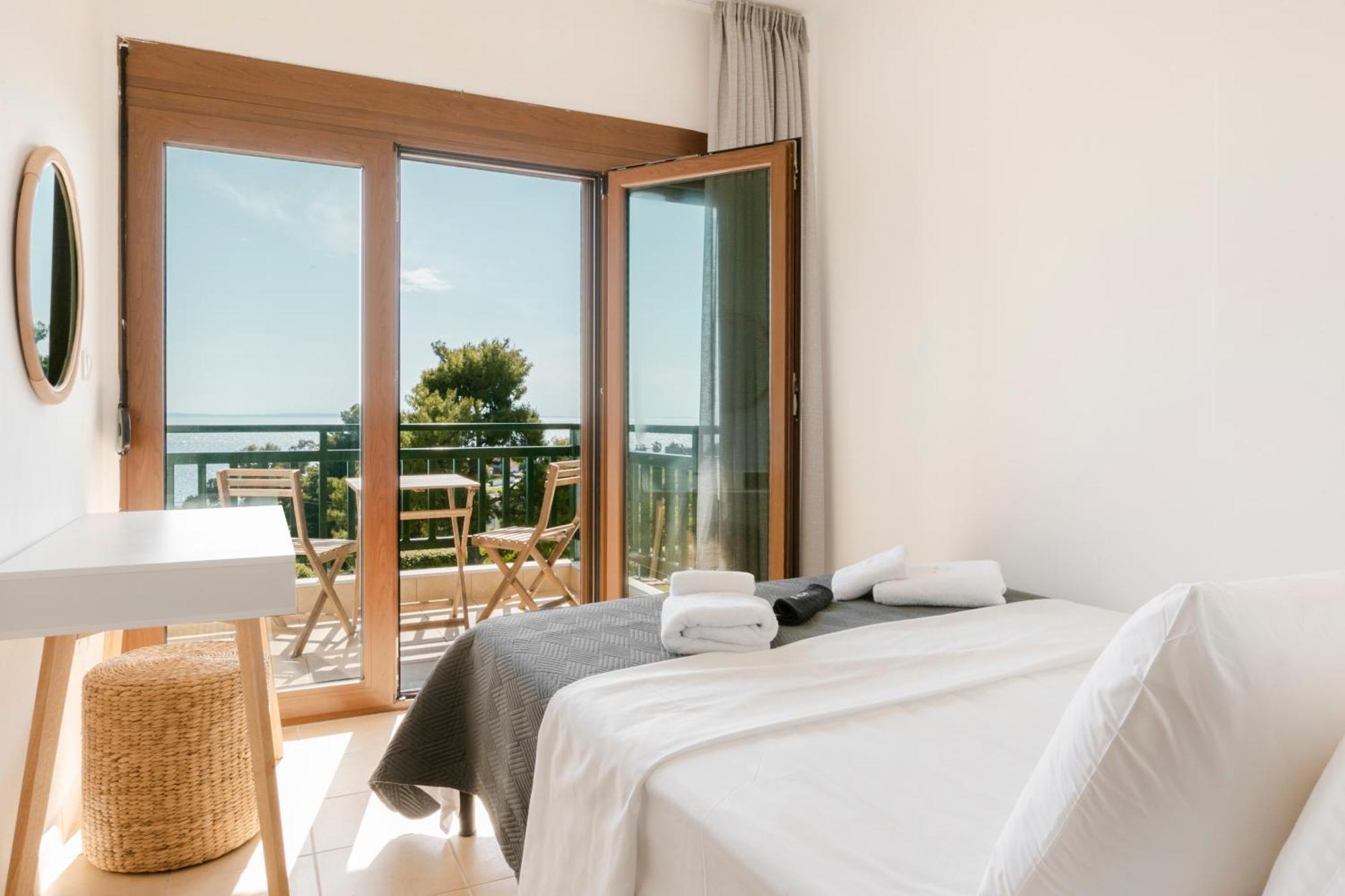 Pine In The Sea Nikiti-Sithonia Apartment ภายนอก รูปภาพ
